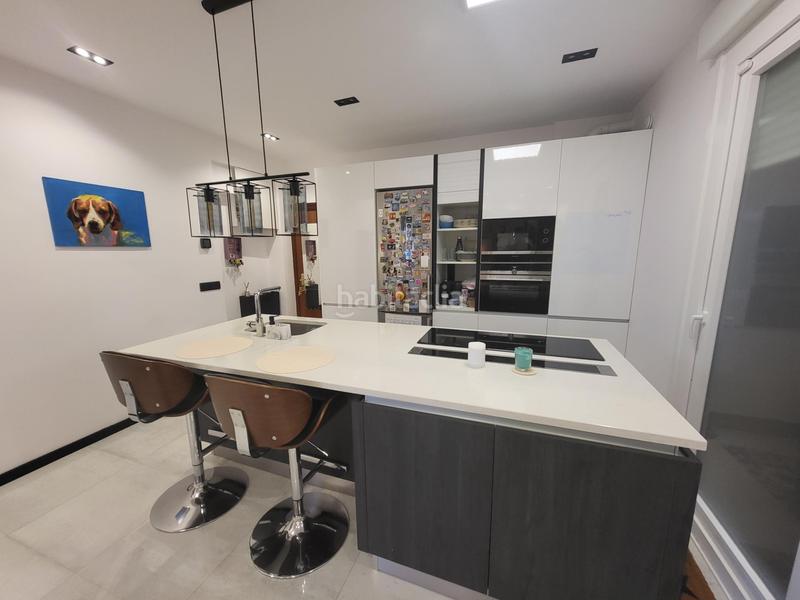 Foto 2532d40a-c478-4809-a5b6-4e70e5e0a694. Piso apartamento lujo en avd ferrocarril en Ametzola Bilbao