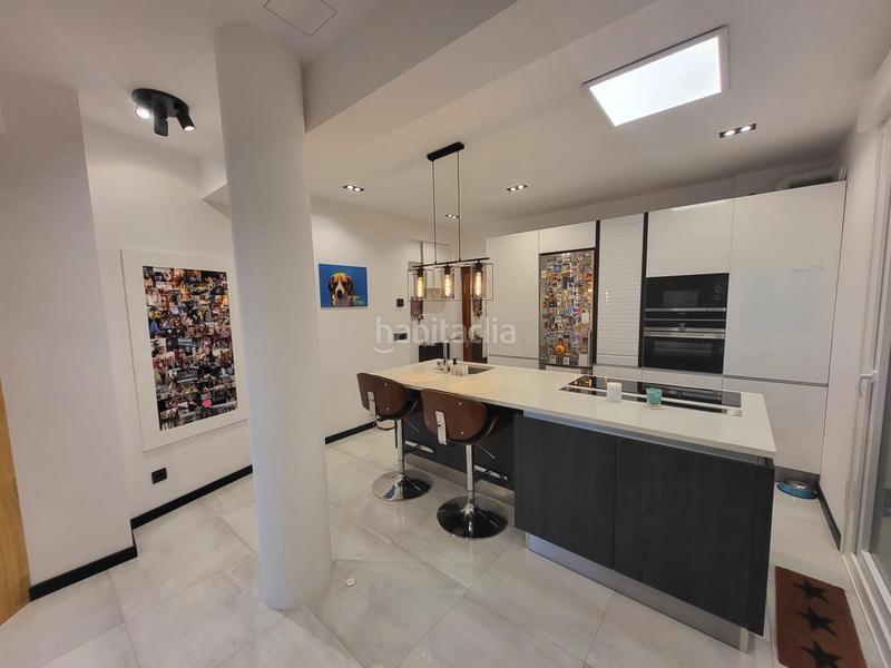 Foto 864b79c1-62aa-46a6-ae5a-5be0045b4c6b. Piso apartamento lujo en avd ferrocarril en Ametzola Bilbao