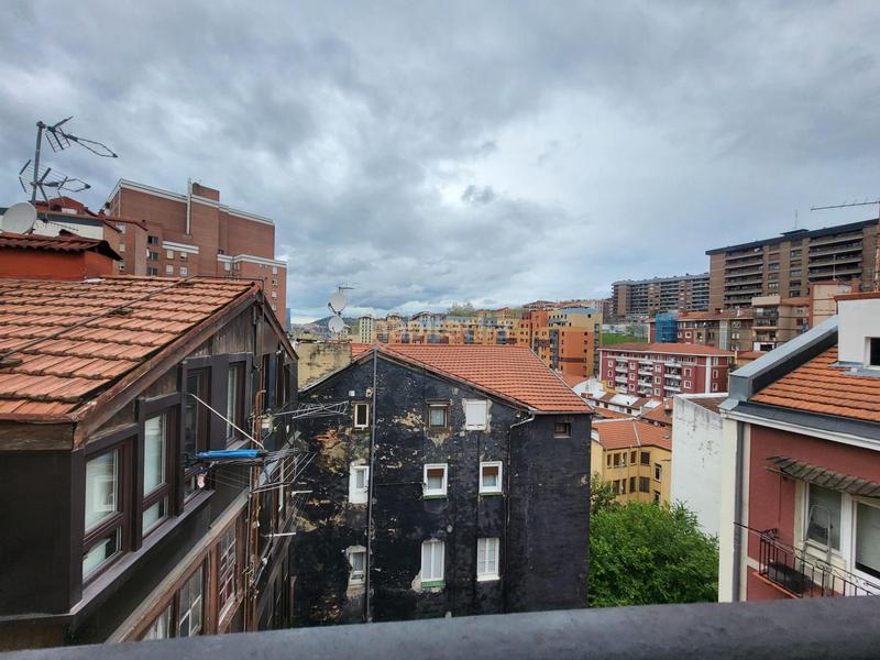 Foto 890c0a2a-35cb-4571-9e1d-45c7a3a84204. Piso  en venta en iturribide kalea en Solokoetxe Bilbao