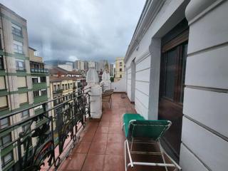 Pis  Calle hurtado de amezaga. Venta vivienda para segregar con terraza