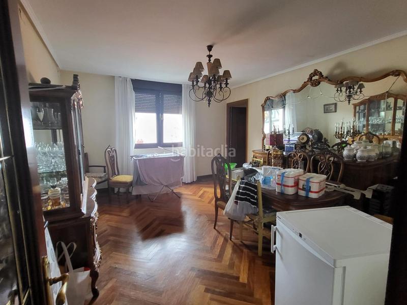 Foto 152255b1-fcc7-45ca-81f8-0d1e3615cb56. Piso venta vivienda para segregar con terraza en Zabalburu Bilbao