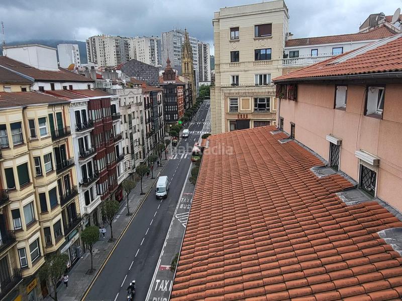 Foto 24747845-ede7-4e0c-a584-c22a6a31a586. Piso venta vivienda para segregar con terraza en Zabalburu Bilbao