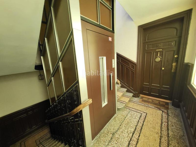 Foto 8c3e79b9-9889-4999-91b9-1ec85937134b. Piso venta vivienda para segregar con terraza en Zabalburu Bilbao