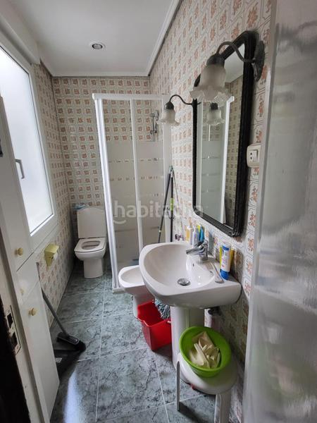 Foto dfcbcc0f-647d-4e49-88e9-2b40128cddd0. Piso venta vivienda para segregar con terraza en Zabalburu Bilbao