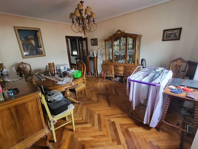 Foto e9c5e693-d2d5-40e8-aab9-8bc2bac96322. Piso venta vivienda para segregar con terraza en Zabalburu Bilbao