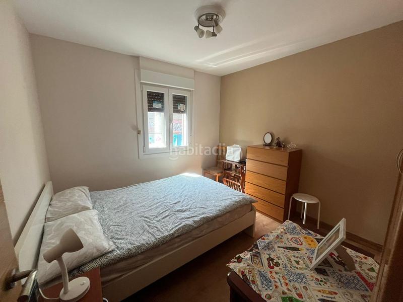 Foto ec5739d0-bf49-4c41-b1f3-f9364f6b3f54. Piso se vende piso exterior con ascensor mucha luz en Bilbao
