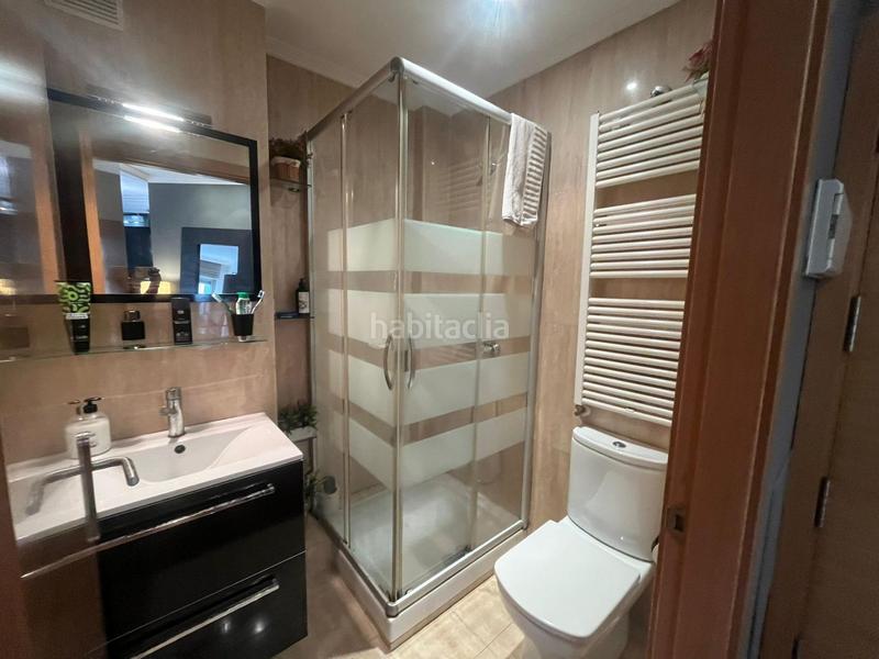 Foto e8c64904-d310-41d7-85c0-7fa6fe574925. Piso  en venta en calle costa en Zabalburu Bilbao