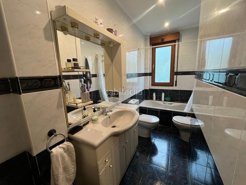 Foto 918ab2b5-f0e8-403d-aac2-9bd472dd686e. Appartamento con riscaldamento in Zeberio