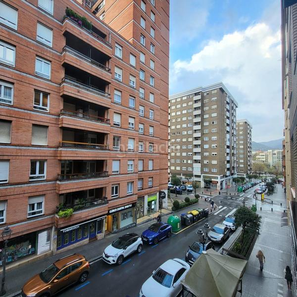 Foto 02f791fe-6f8b-4f7e-9d66-2a57ed13e644. Flat with heating parking in San Pedro de Deusto - La Ribera Bilbao