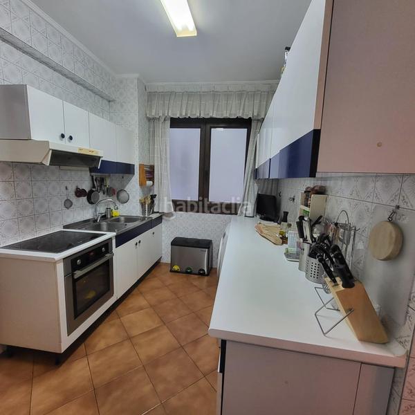 Foto 24053535-2531-4f60-9bad-0655445f516d. Flat with heating parking in San Pedro de Deusto - La Ribera Bilbao