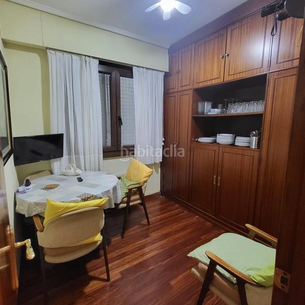 Foto c9d4a274-6176-4199-8f85-1fab43bf6e81. Flat with heating parking in San Pedro de Deusto - La Ribera Bilbao