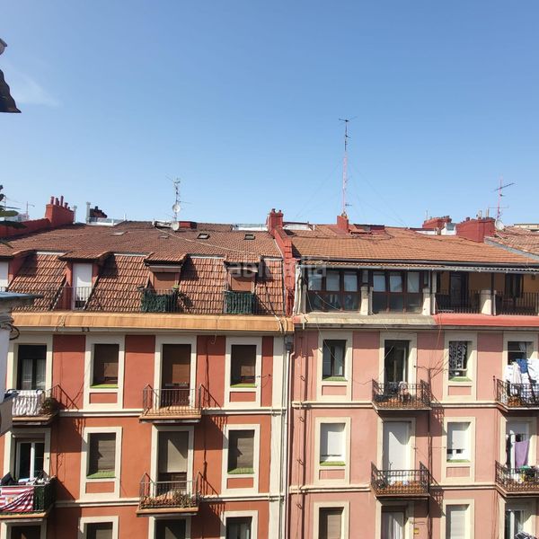 Foto 0421db61-ae20-408b-96da-985ac361f6a6. Pis amb calefacció aparcament a Ametzola Bilbao