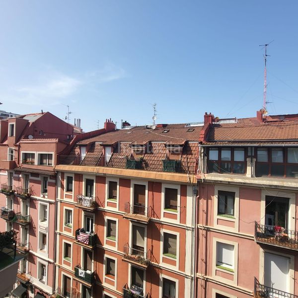 Foto 709e8c4f-2571-498a-86ea-37fd0a6aad46. Pis amb calefacció aparcament a Ametzola Bilbao