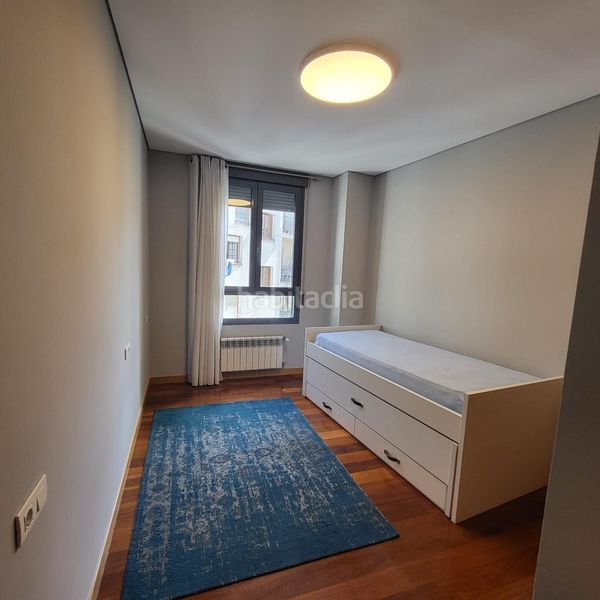 Foto e533c614-ca10-47fa-adb3-ec124f6fabf5. Pis amb calefacció aparcament a Ametzola Bilbao