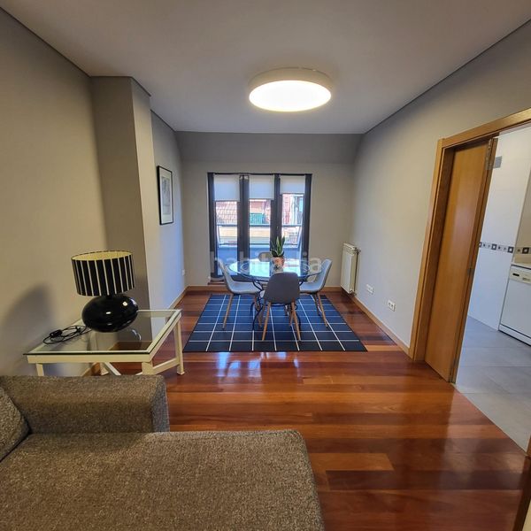 Foto f8f9744d-d880-48f4-bca5-6dc12bb7ed94. Pis amb calefacció aparcament a Ametzola Bilbao