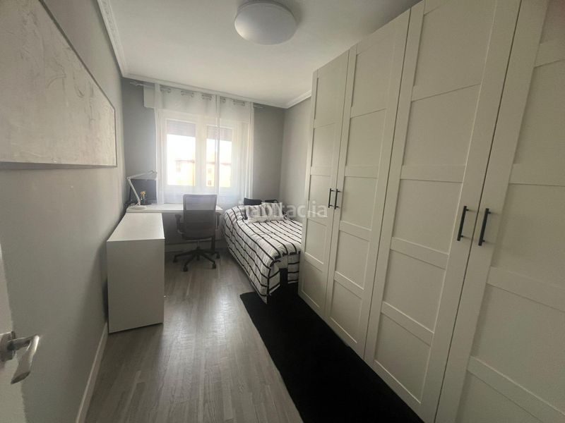 Foto cd7b6be1-eda8-44b0-9c71-8e1299a0d172. Pis a Iralabarri Bilbao