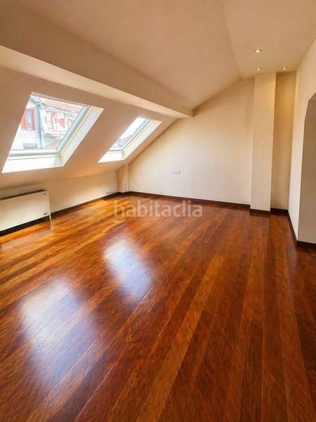 Foto eb9113ef-c8f8-4030-8293-9d948814084f. Pis a Casco Viejo Bilbao