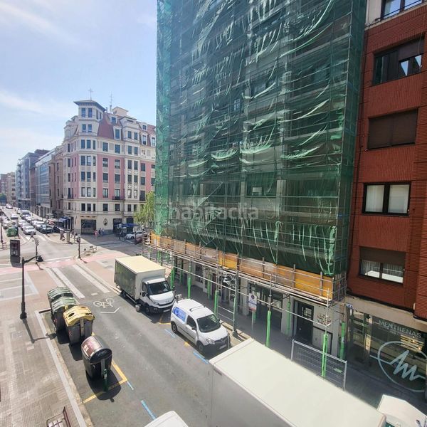 Foto ca28c3da-7f50-4830-b58c-ae85a38fd6cf. Flat with heating in Sabino Arana-Jesuitas Bilbao