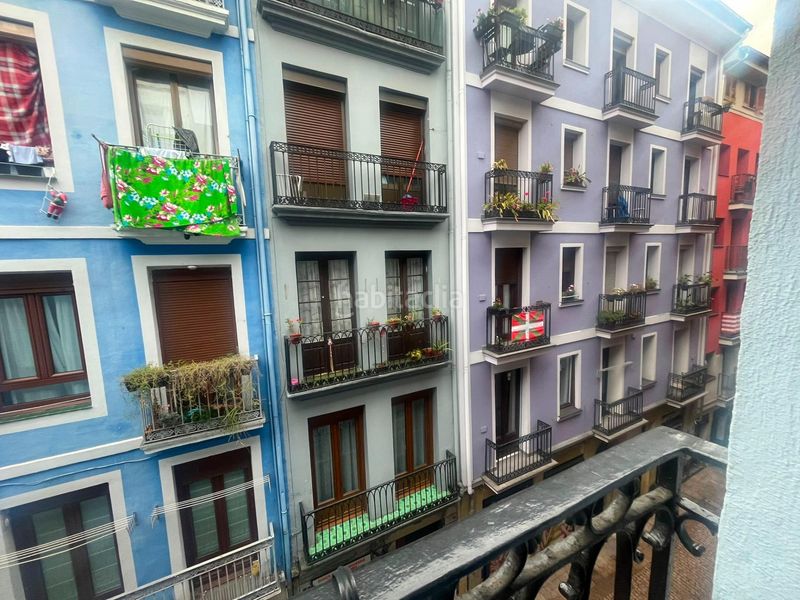 Foto 798d27e7-6684-4334-933d-cc60970b95e2. Pis a Casco Viejo Bilbao