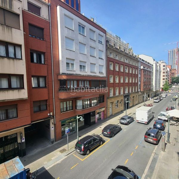 Foto 9d5fc7aa-71ee-4d94-a69d-7d0117d5ce4a. Pis amb calefacció a Sabino Arana-Jesuitas Bilbao