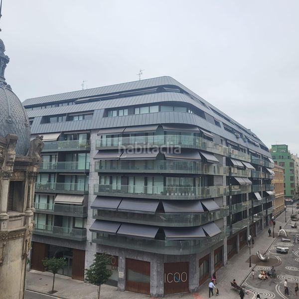 Foto bee517ae-8360-4413-a7ee-268529e3e5fe. Pis amb calefacció a Alhóndiga Bilbao