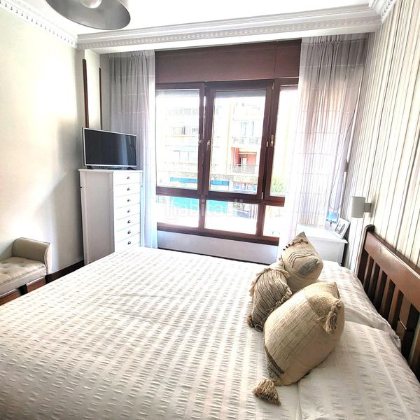 Foto 973c1f0a-4d93-42bc-a8eb-bcfd568a4746. Pis amb calefacció a Zona Indautxu Bilbao