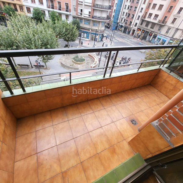 Foto 8e8a98f2-8419-448c-9b38-febd1e226bbe. Pis amb calefacció a Zona Indautxu Bilbao