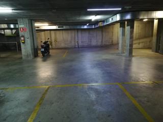 Aparcament cotxe  Carrer pompeu fabra