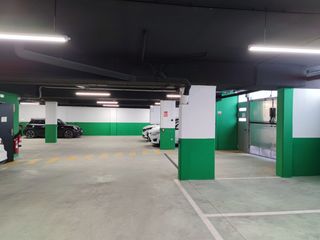 Parking coche  Carrer de sant antoni maria claret. Parking para coche