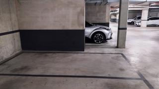 Autoparkplatz  Cami cementeri. Plaza de garaje, próximo a la biblioteca