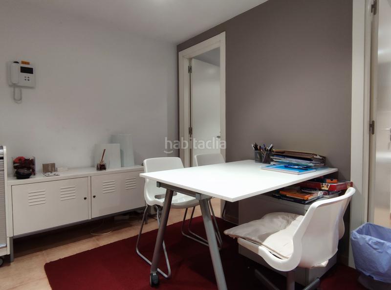 Foto dd6d401b-eae8-4188-bbdb-af9d6c1edb6b. Miete büro in Tiana