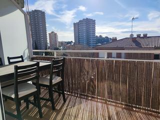 Etagenwohnung in Avinguda de les vilares 4. Piso de 70m2, 3hab, exterior, muy luminoso, zona vilares