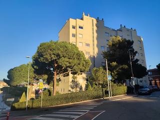 Etagenwohnung  Avinguda del tur. Amplio piso de 115m2, 4hab, 2 baos. vistas a mar. parking