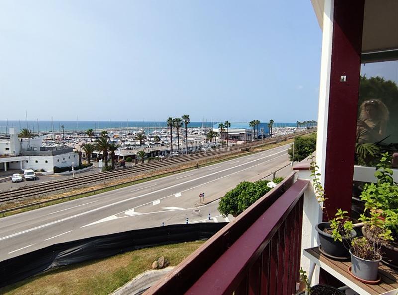 Foto 24fd29b4-9c1f-4404-be54-06681dabb4d9. Attico con camino riscaldamento parcheggio piscina in Sant Andreu de Llavaneres