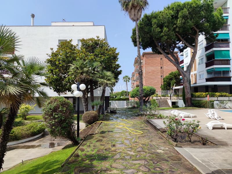 Foto edcebab4-8ca9-4937-b67f-18517a27f50f. Attico con camino riscaldamento parcheggio piscina in Sant Andreu de Llavaneres