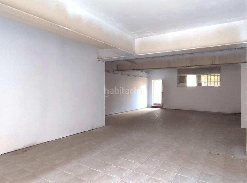 Foto 3ac51fc7-2ea6-4a50-9adf-f02a249ab38a. Lloguer local comercial a Montgat