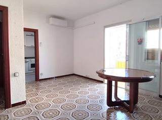 Piso  Passatge jordana. Vivienda de 70m2 completamente exterior