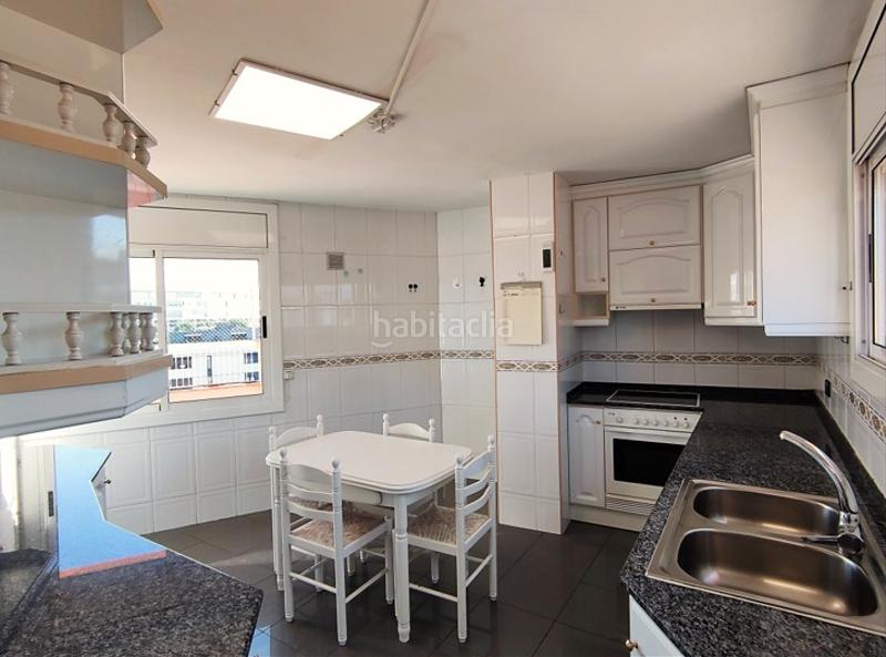 Foto 48576b3b-5e1b-4f10-b2d0-2f0ec0b0ae1f. Attique avec parking dans Morera Badalona