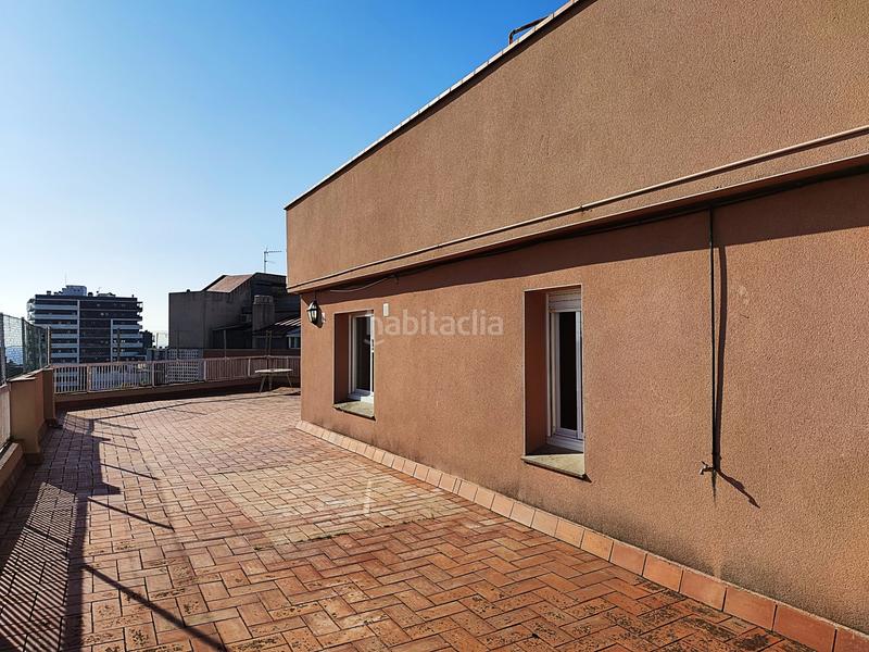 Foto 4d1003e5-7523-4704-bde9-a38f6498d3ff. Attique avec parking dans Morera Badalona