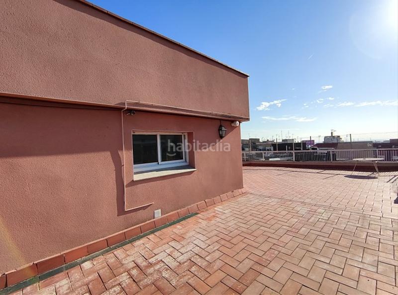 Foto 4fdc46f2-1acf-4933-aed7-3c5eea57d9cd. Attique avec parking dans Morera Badalona