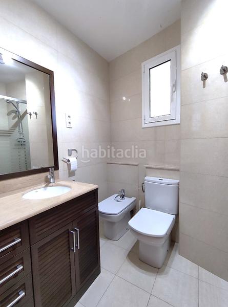 Foto b303b4e3-cb06-4c8f-9877-63bc6ad6f8e6. Attique avec parking dans Morera Badalona