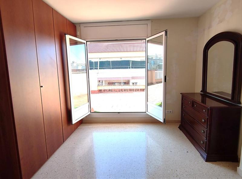 Foto ba88d633-914c-4971-b57d-aa522e6adce2. Attique avec parking dans Morera Badalona