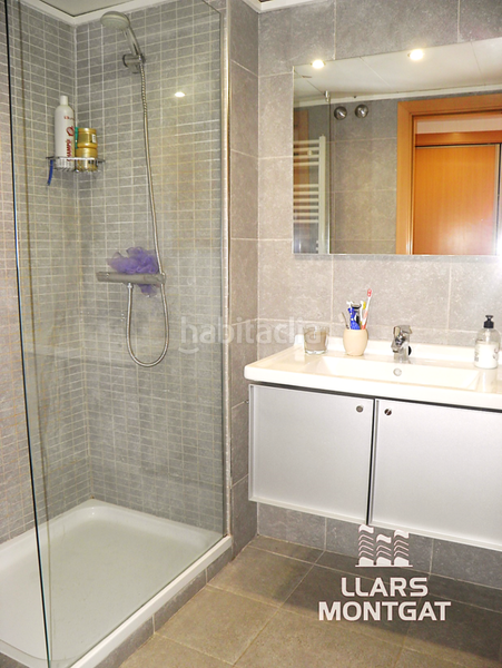 Foto a4bca4f1-d8b6-4712-9e9f-268cc69a1155. Rent ground floor with heating parking pool in Tiana