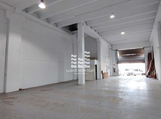 Lloguer Nau industrial  Vial de les pedreres. Nave industrial de 486m2 en polígono les pedreres