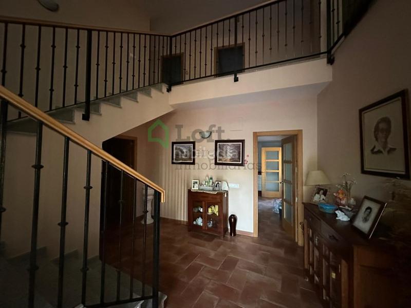 Foto 70e475d9-3ca7-4bb1-b3ac-0fe0e93e7d32. Chalet  con piscina privada en tres arroyos en Badajoz