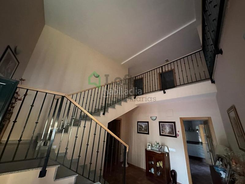 Foto 82eecd5a-9e50-47c2-a75c-7e1efeb2c2e0. Chalet  con piscina privada en tres arroyos en Badajoz