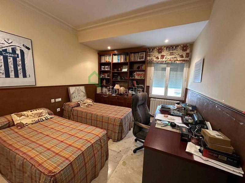 Foto 3219619b-446c-4e01-8eb8-a2d639646f2f. Flat with parking in Santa Marina Badajoz