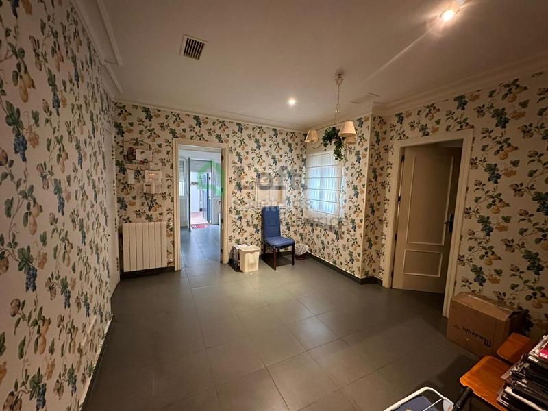 Foto 524334a1-dd7c-42fb-a968-e8519c181c7d. Flat with parking in Santa Marina Badajoz