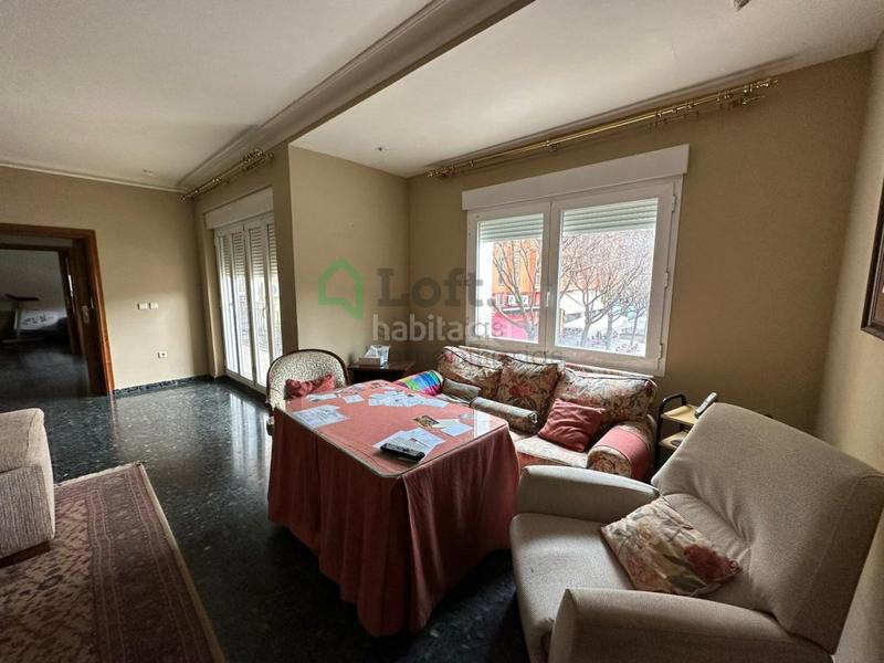 Foto abdd8971-14b2-48bf-9735-3c06f513ac31. Flat with parking in Santa Marina Badajoz