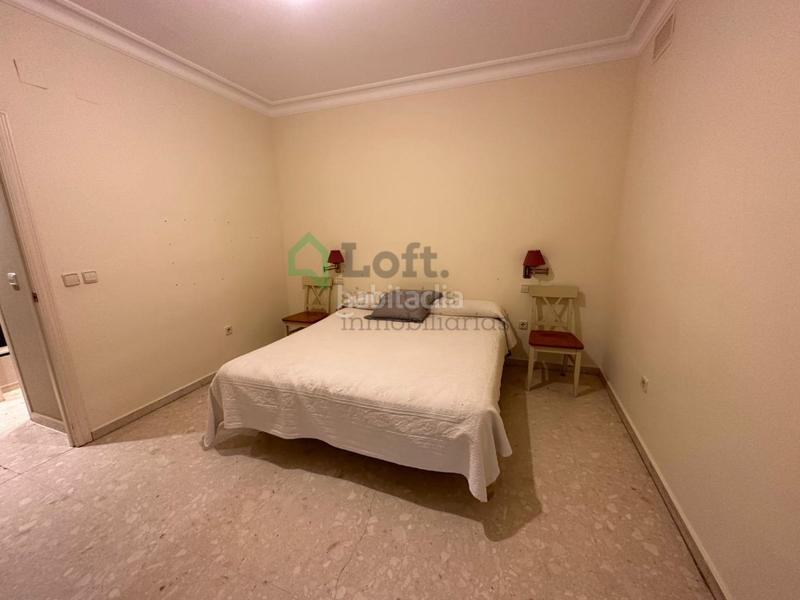 Foto b274c65a-54ae-4050-bef8-91690ed6f789. Flat with parking in Santa Marina Badajoz